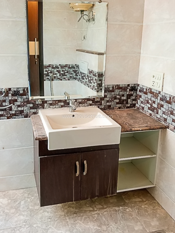 4 BHK Builder Floor For Rent in East Of Kailash