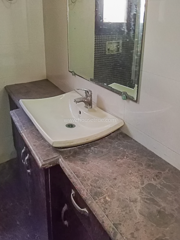4 BHK Builder Floor For Rent in East Of Kailash