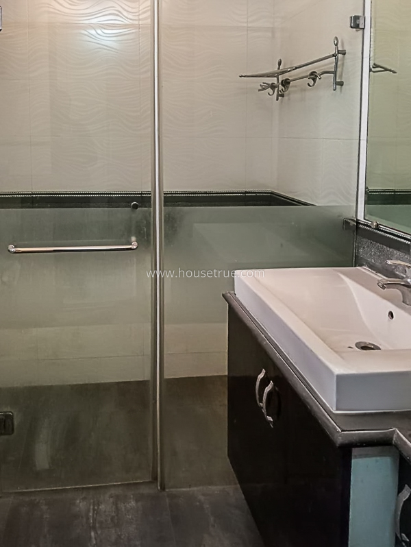 4 BHK Builder Floor For Rent in East Of Kailash