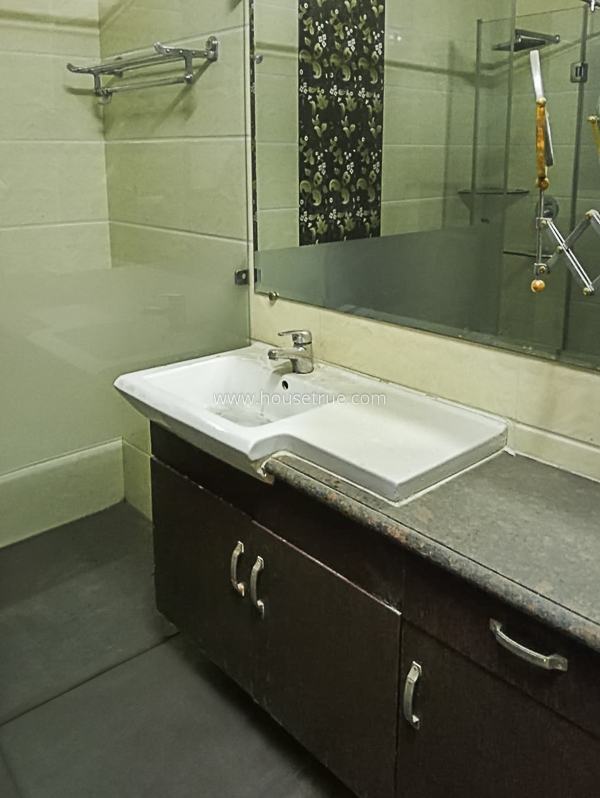 4 BHK Builder Floor For Rent in East Of Kailash