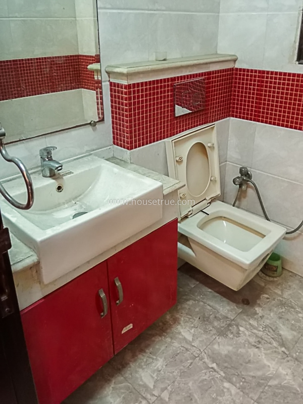 4 BHK Builder Floor For Rent in East Of Kailash