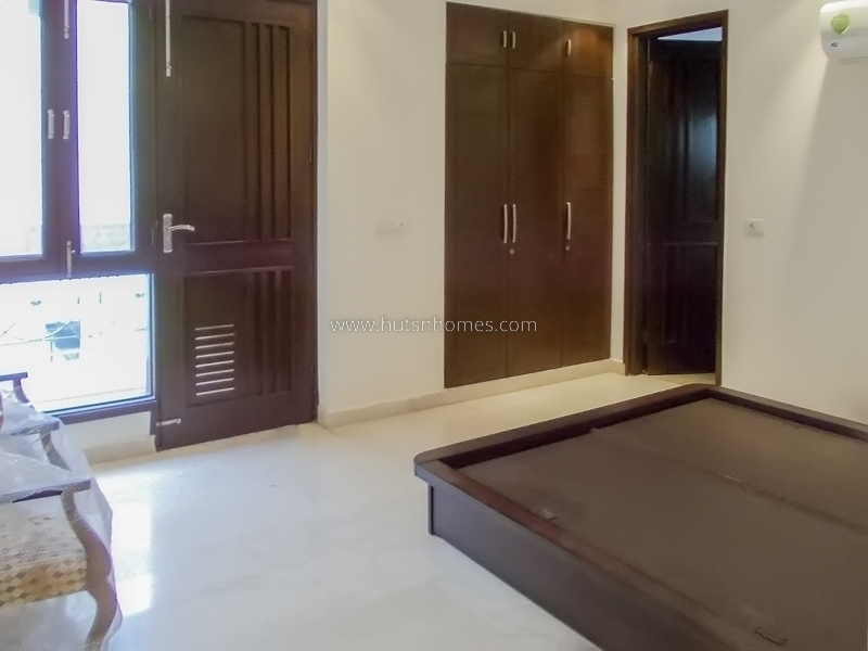 4 BHK Builder Floor For Rent in Anand Niketan
