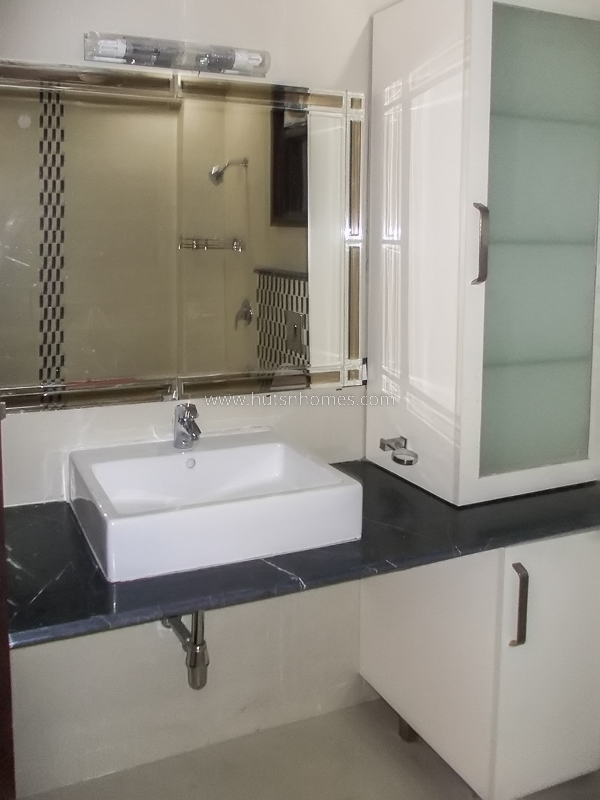 4 BHK Builder Floor For Rent in Anand Niketan