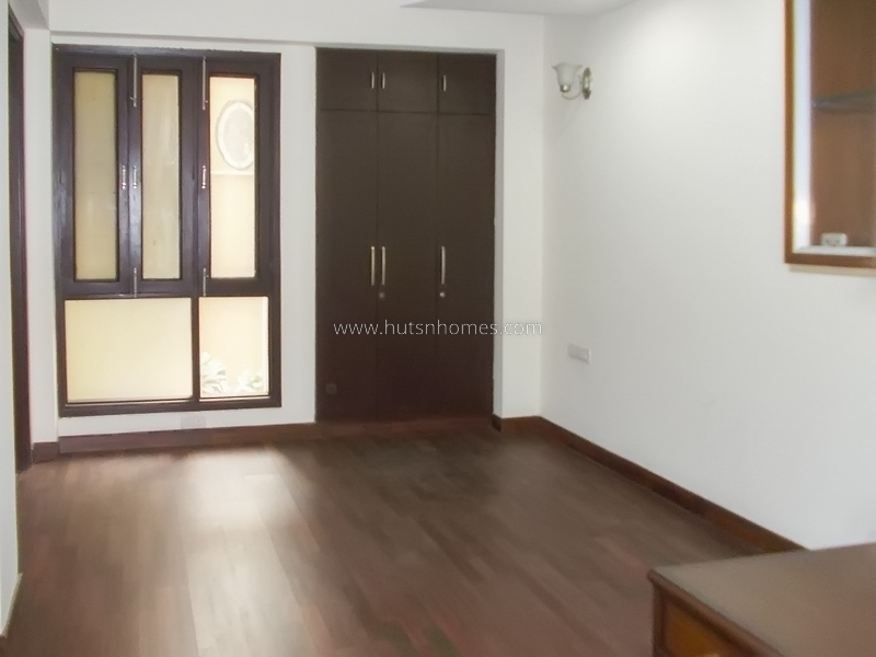 4 BHK Builder Floor For Rent in Anand Niketan