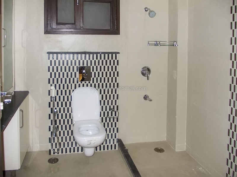 4 BHK Builder Floor For Rent in Anand Niketan