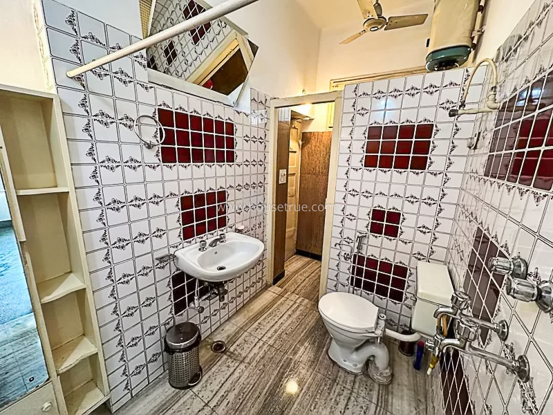 2 BHK Flat For Rent in Hauz Khas