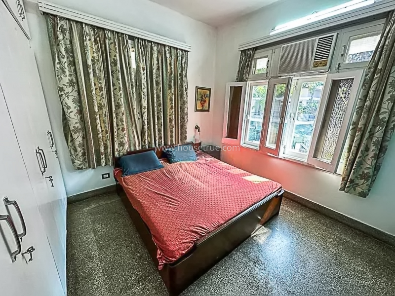 2 BHK Flat For Rent in Hauz Khas