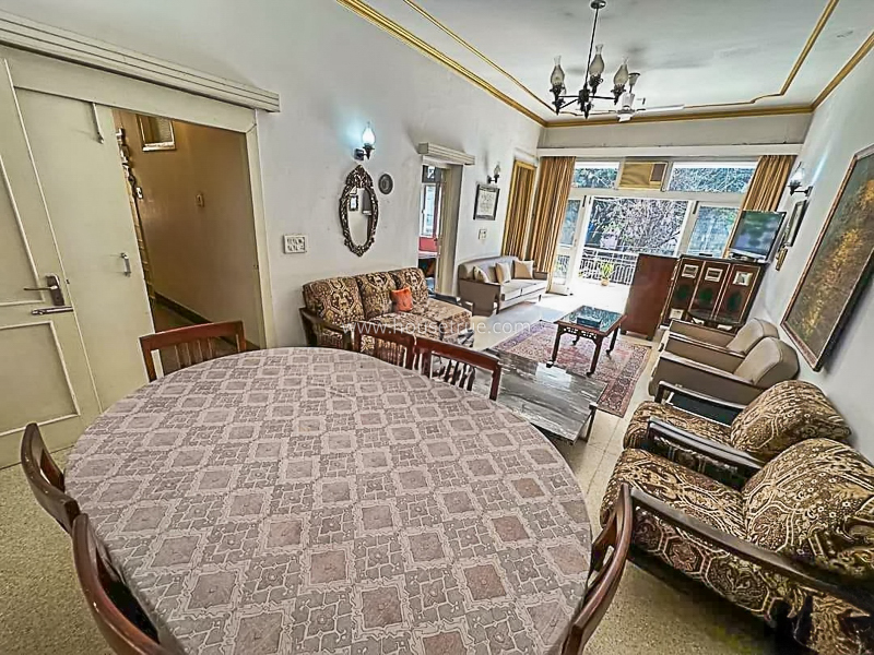 2 BHK Flat For Rent in Hauz Khas