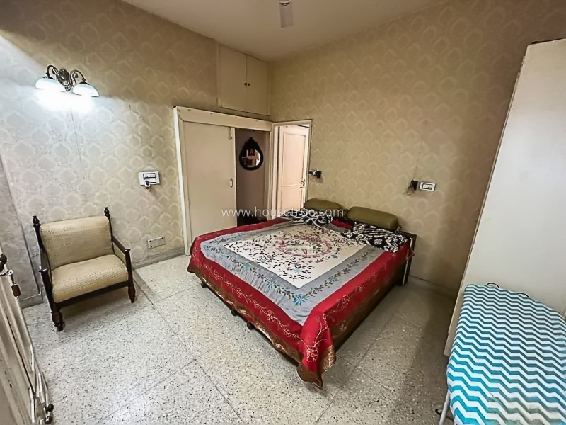 2 BHK Flat For Rent in Hauz Khas