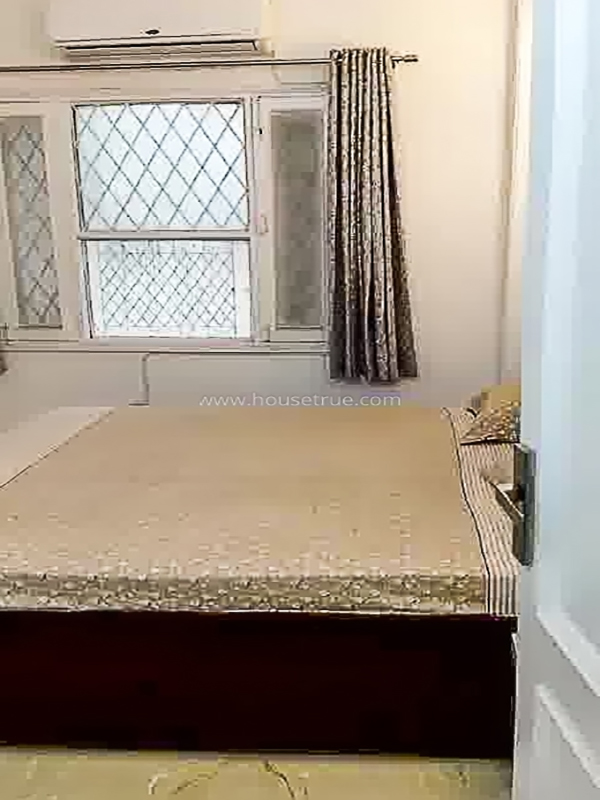 3 BHK Builder Floor For Rent in Safdarjung Enclave