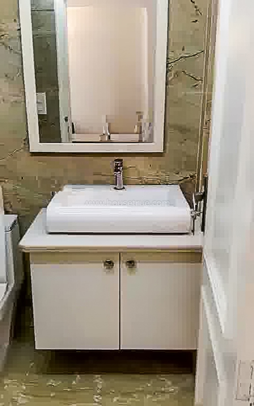 3 BHK Builder Floor For Rent in Safdarjung Enclave