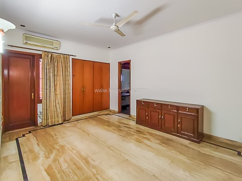4 BHK Builder Floor For Rent in Neeti Bagh