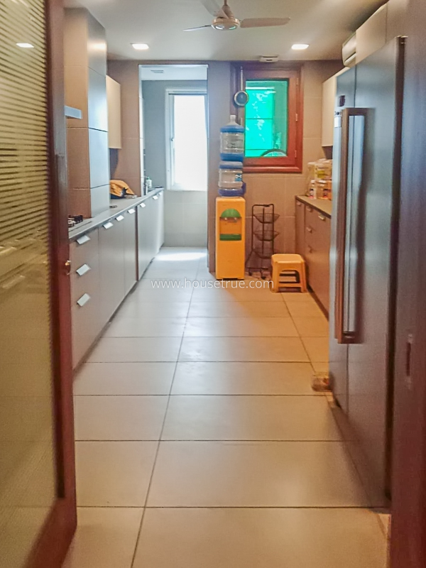 4 BHK Duplex For Rent in Shanti Niketan