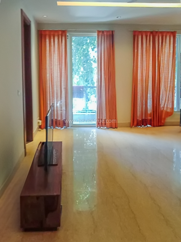 4 BHK Duplex For Rent in Shanti Niketan