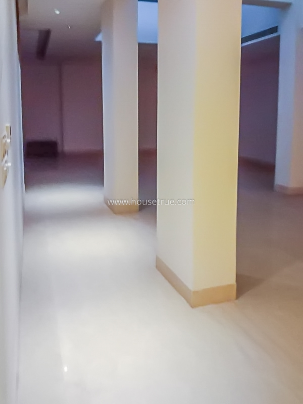 4 BHK Duplex For Rent in Shanti Niketan