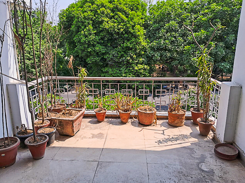 3 BHK Flat For Rent in Jor Bagh