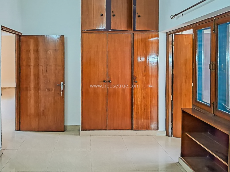 3 BHK Flat For Rent in Jor Bagh