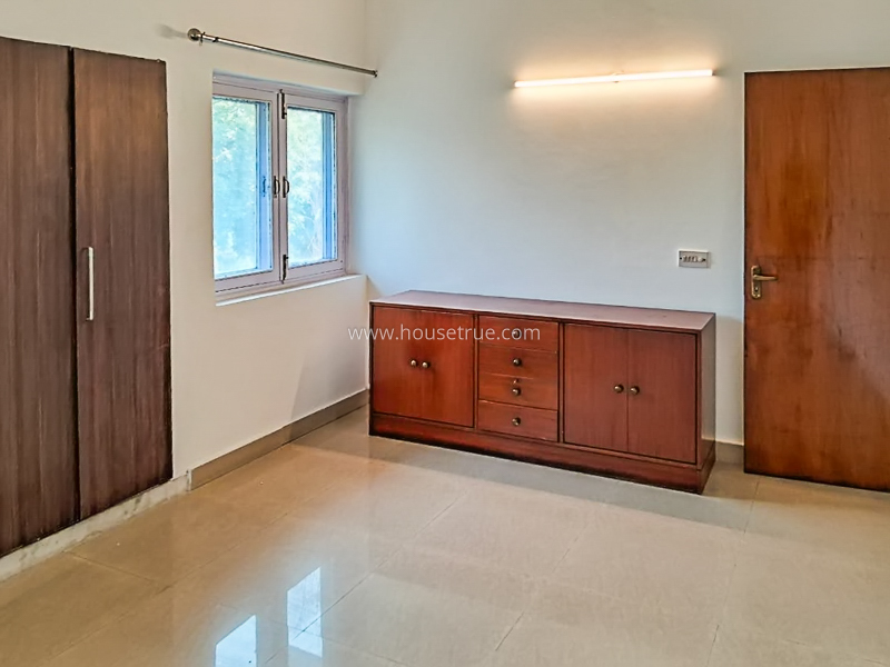 3 BHK Flat For Rent in Jor Bagh