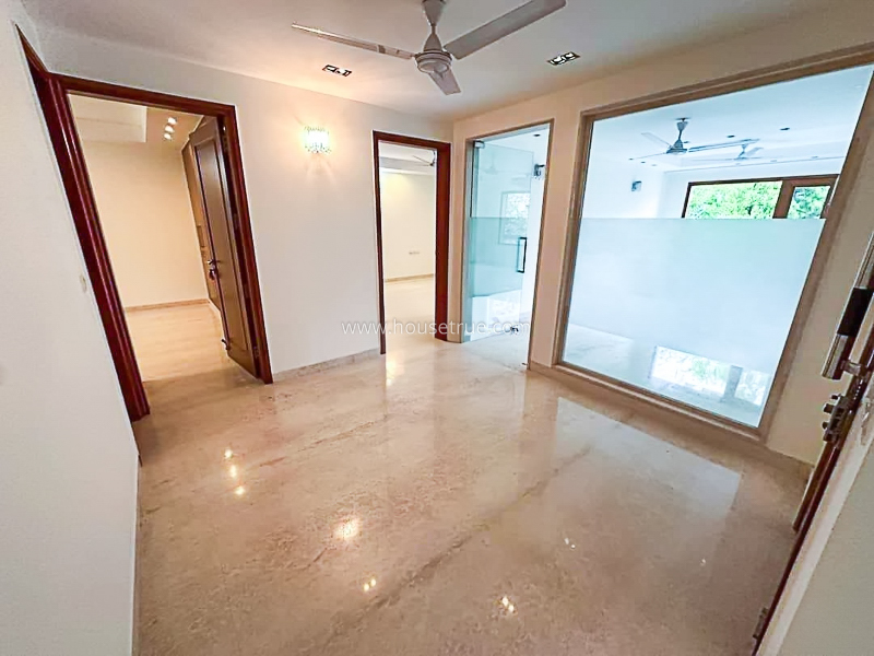 3 BHK Builder Floor For Sale in Defence Colony