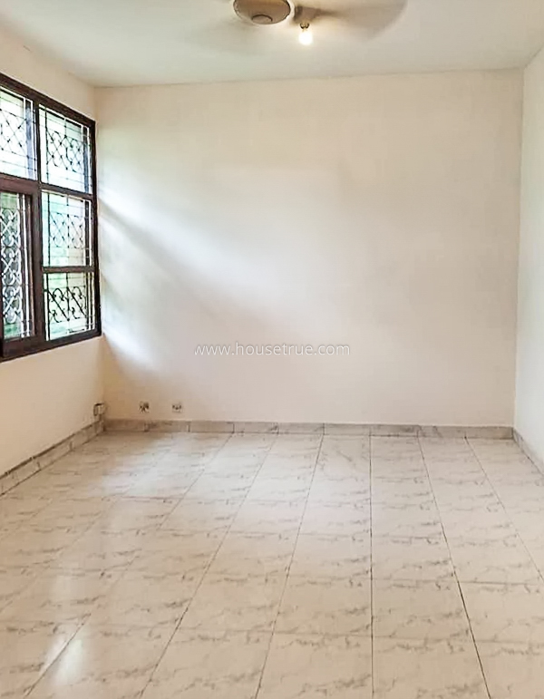 3 BHK Flat For Rent in Panchsheel Park