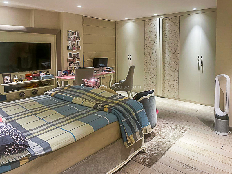 4 BHK Duplex For Rent in Vasant Vihar