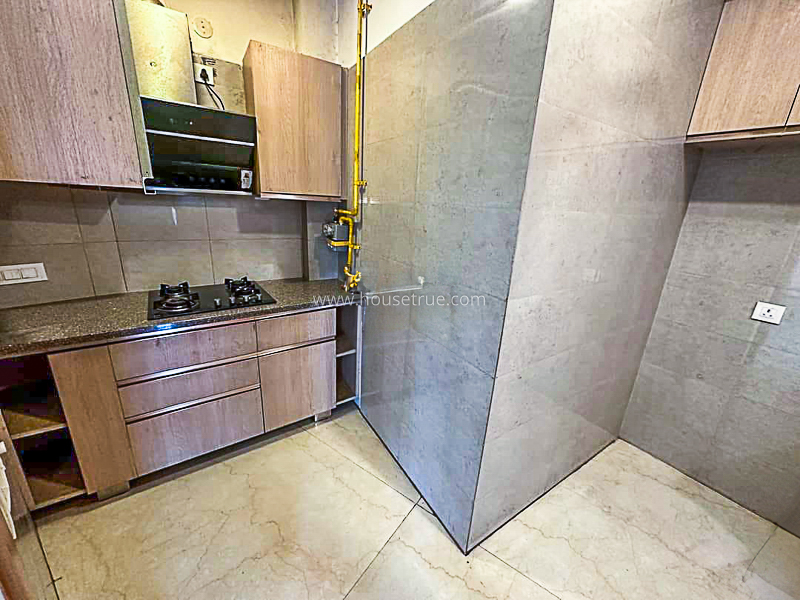 2 BHK Flat For Rent in Nizamuddin East
