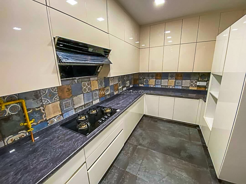 3 BHK Builder Floor For Rent in Defence Colony