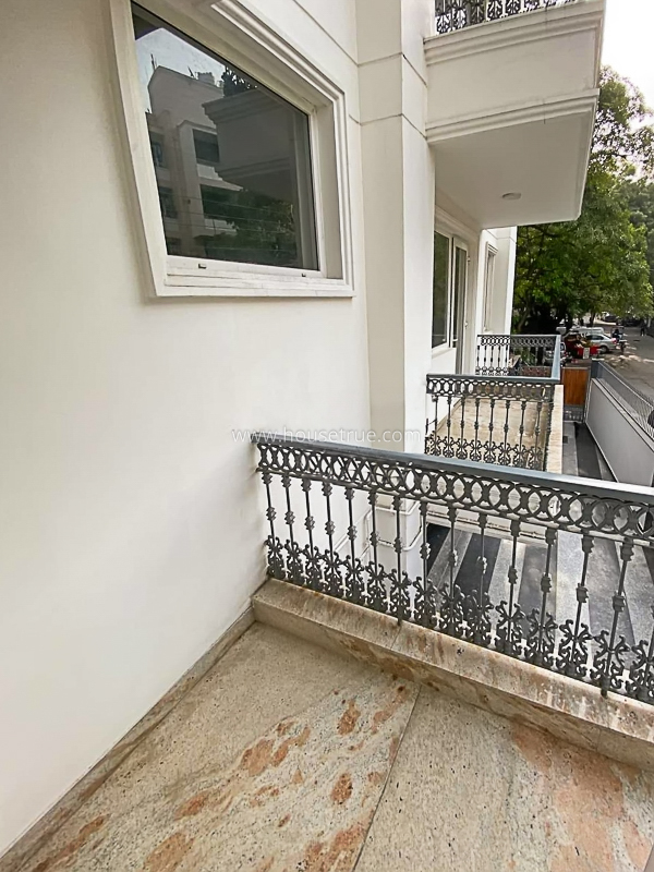 3 BHK Builder Floor For Rent in Defence Colony