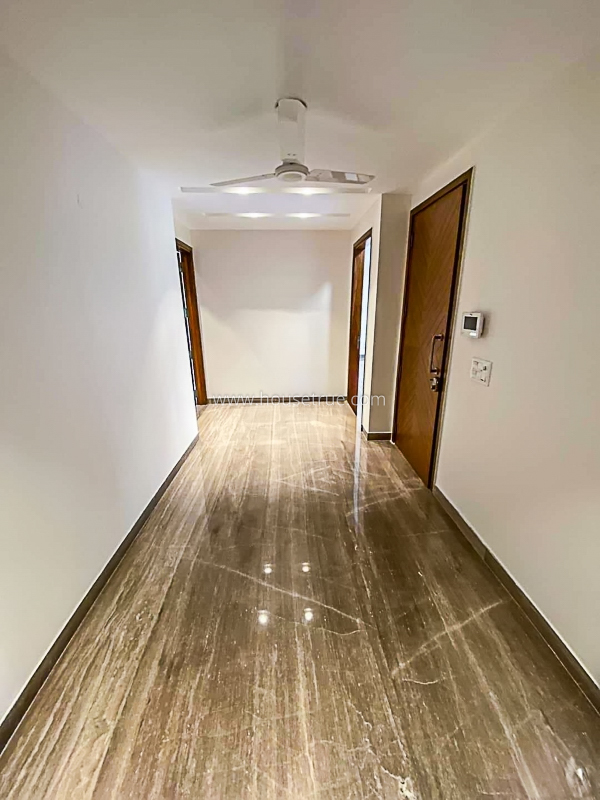 3 BHK Builder Floor For Rent in Defence Colony