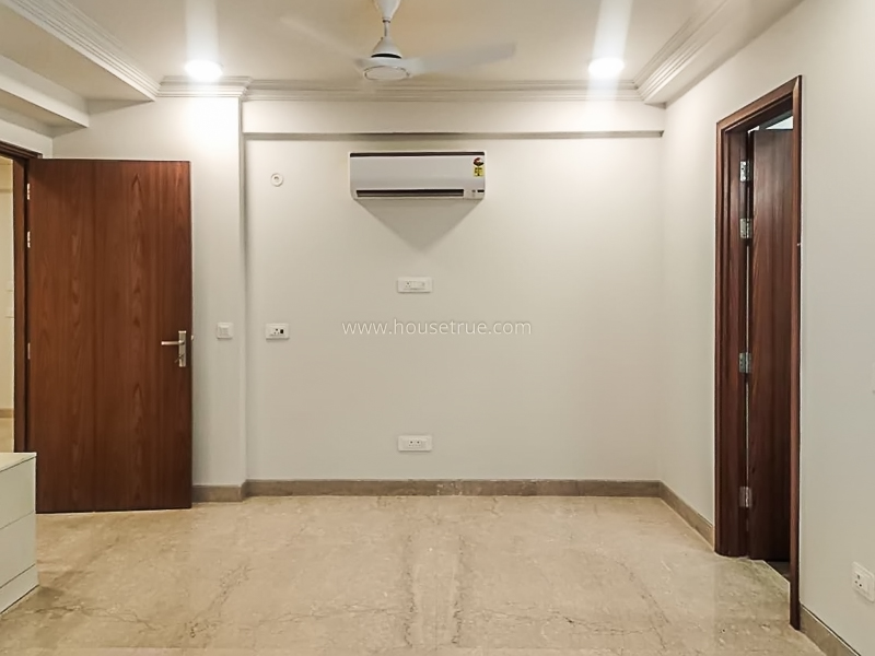 3 BHK Builder Floor For Rent in Sarvapriya Vihar