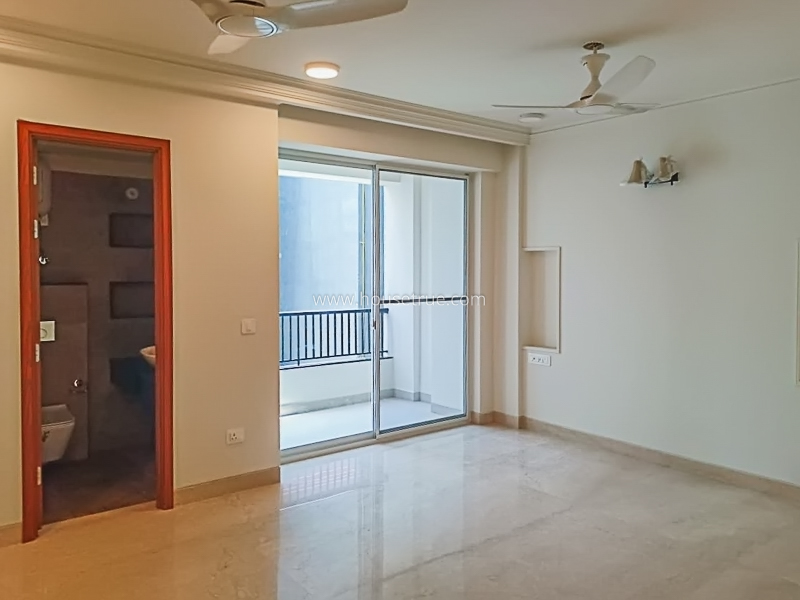 3 BHK Builder Floor For Rent in Sarvapriya Vihar