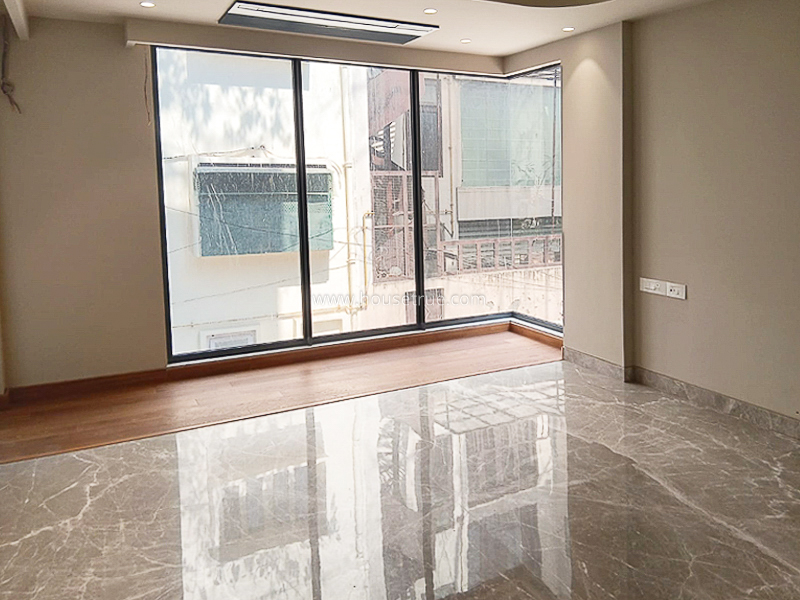 5 BHK Triplex Property For Rent in Jor Bagh