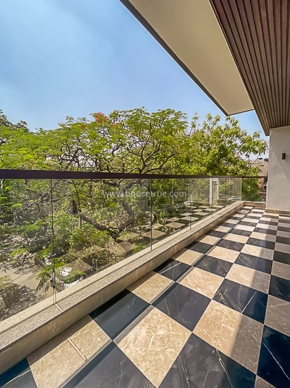 4 BHK Builder Floor For Rent in Vasant Vihar