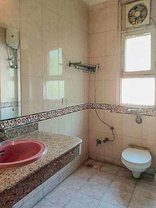 3 BHK Flat For Rent in Vasant Vihar