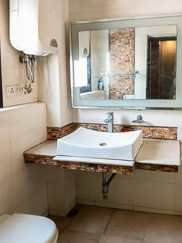 3 BHK Flat For Rent in Vasant Vihar