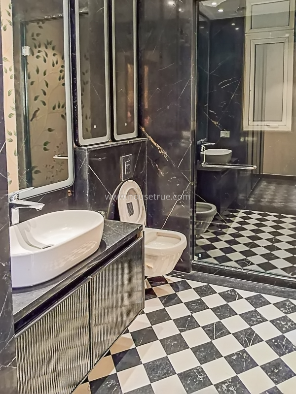 4 BHK Builder Floor For Rent in Defence Colony