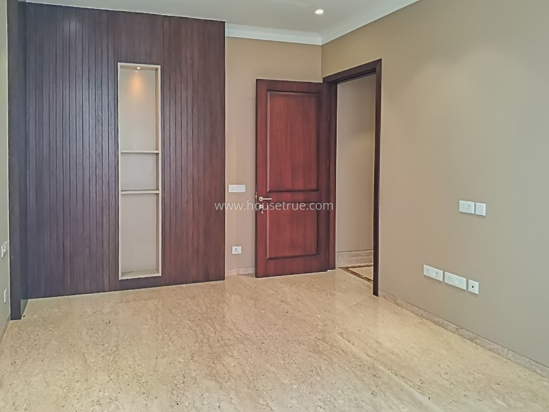 4 BHK Builder Floor For Rent in Defence Colony