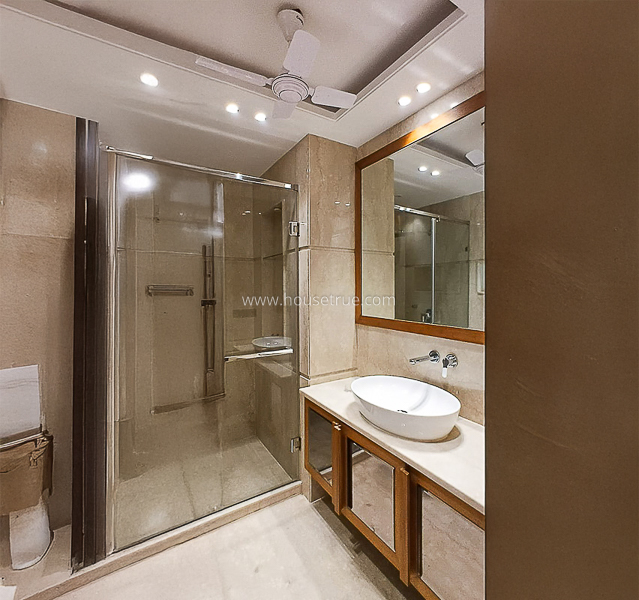 3 BHK Builder Floor For Rent in Defence Colony