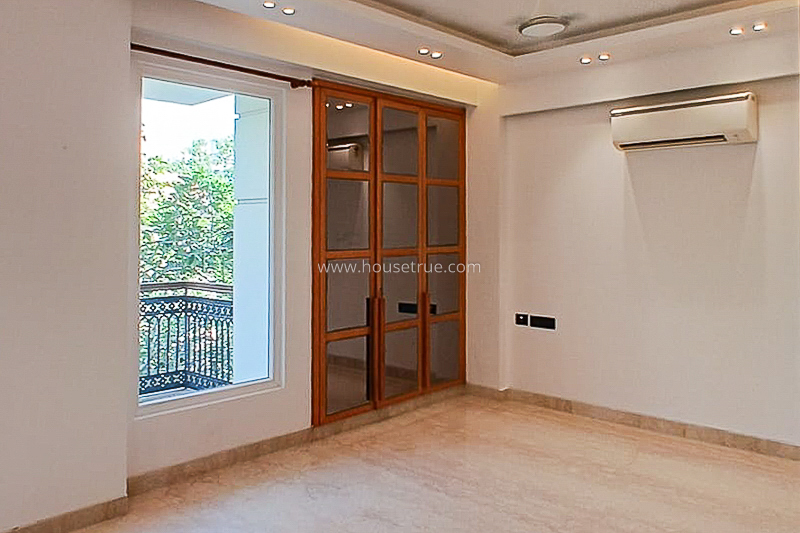 3 BHK Builder Floor For Rent in Defence Colony
