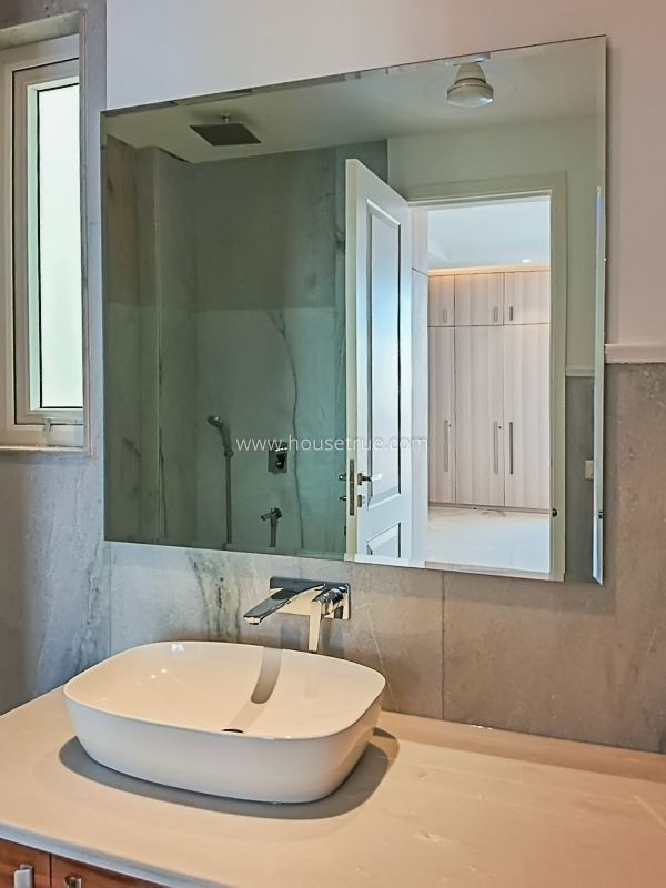 4 BHK Builder Floor For Rent in Defence Colony