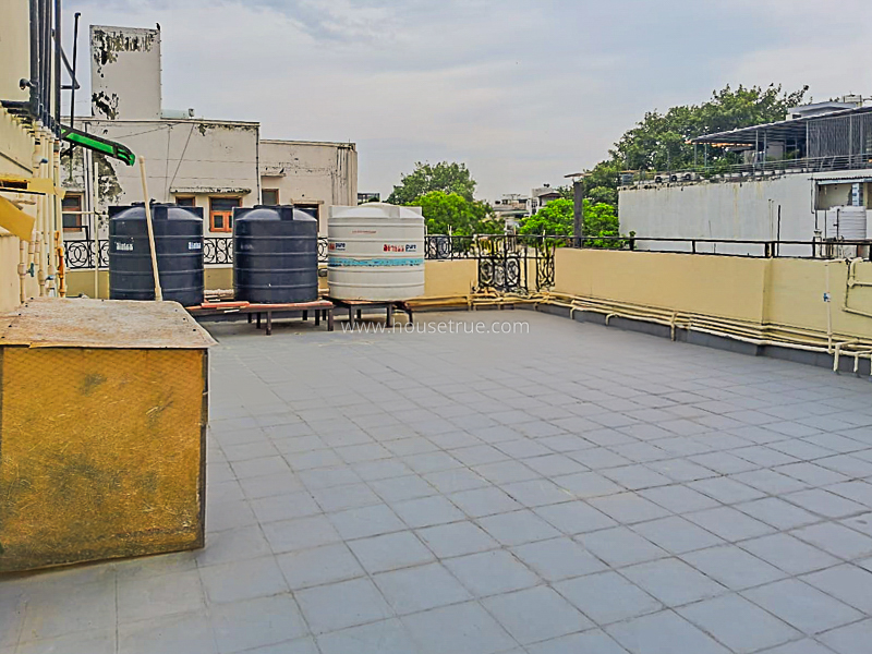4 BHK Flat For Rent in Chanakyapuri
