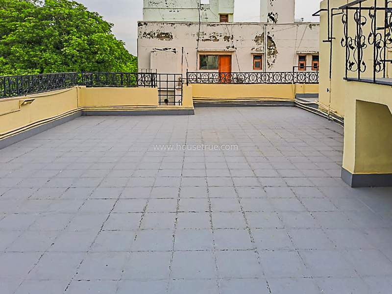 4 BHK Flat For Rent in Chanakyapuri