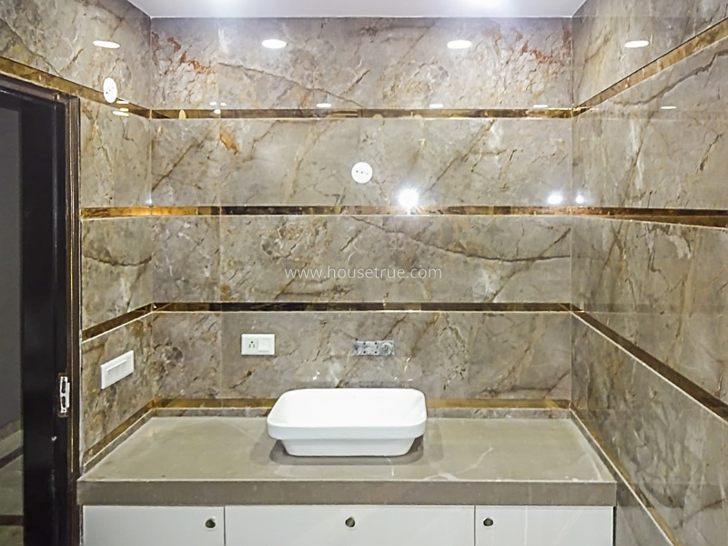 7 BHK House For Rent in New Friends Colony