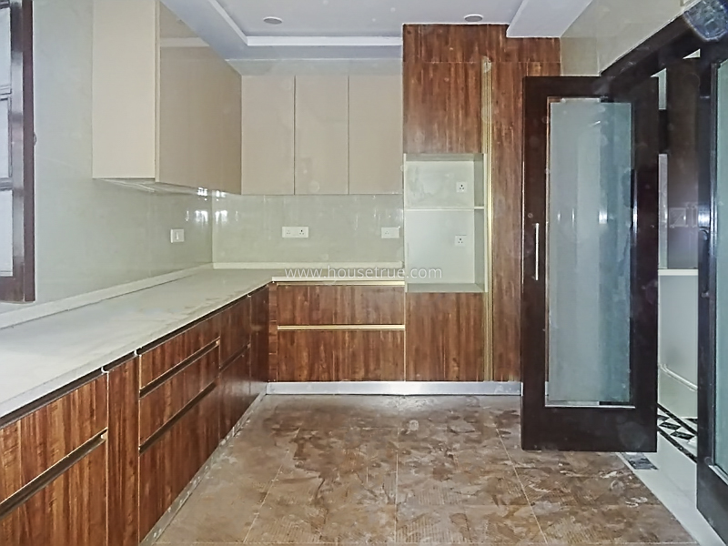 7 BHK House For Rent in New Friends Colony