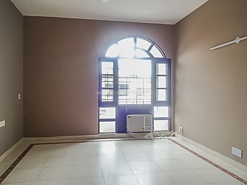 7 BHK House For Rent in New Friends Colony