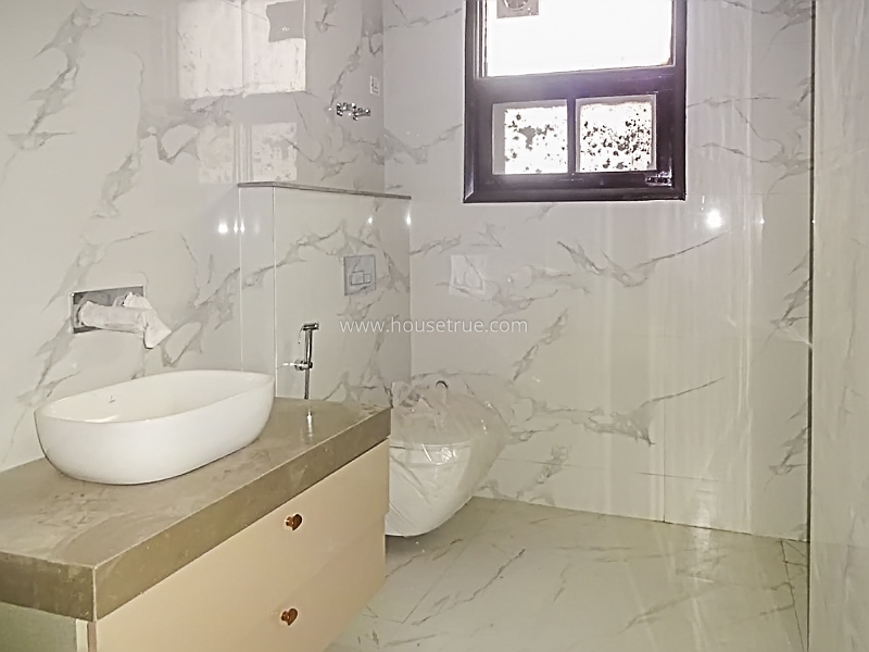 7 BHK House For Rent in New Friends Colony