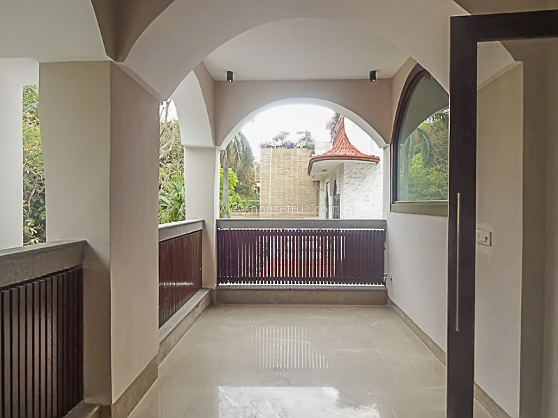 7 BHK House For Rent in New Friends Colony