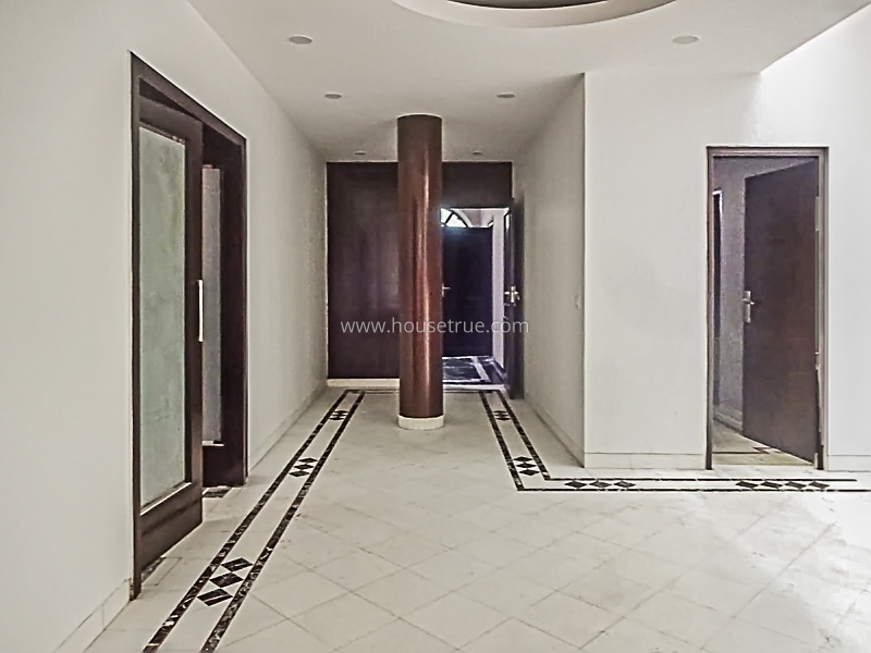 7 BHK House For Rent in New Friends Colony