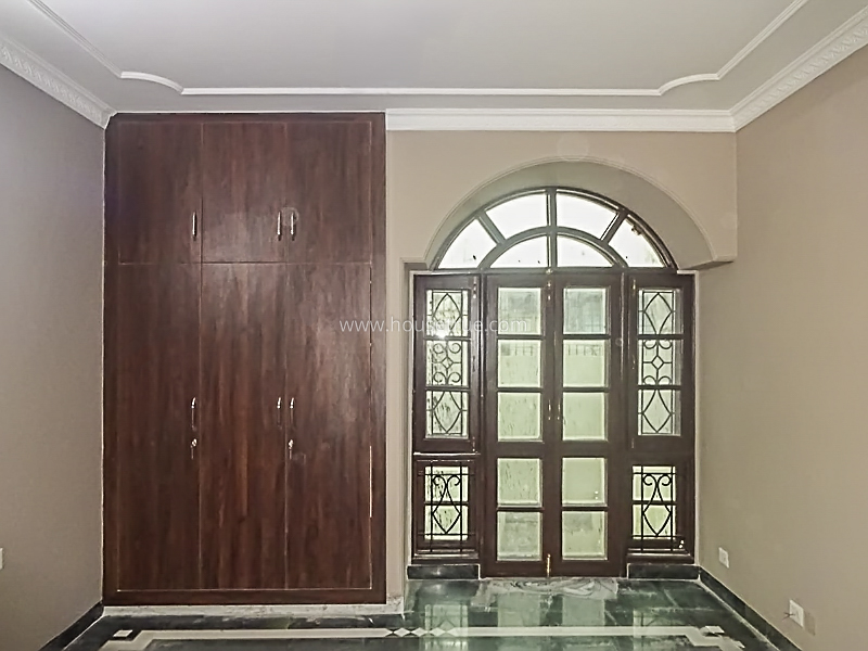 7 BHK House For Rent in New Friends Colony