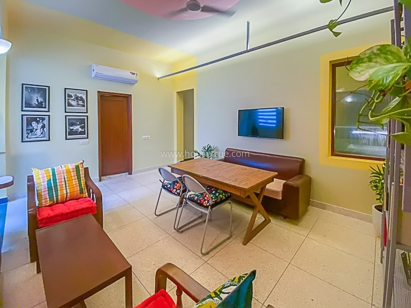 2 BHK Flat For Rent in New Friends Colony